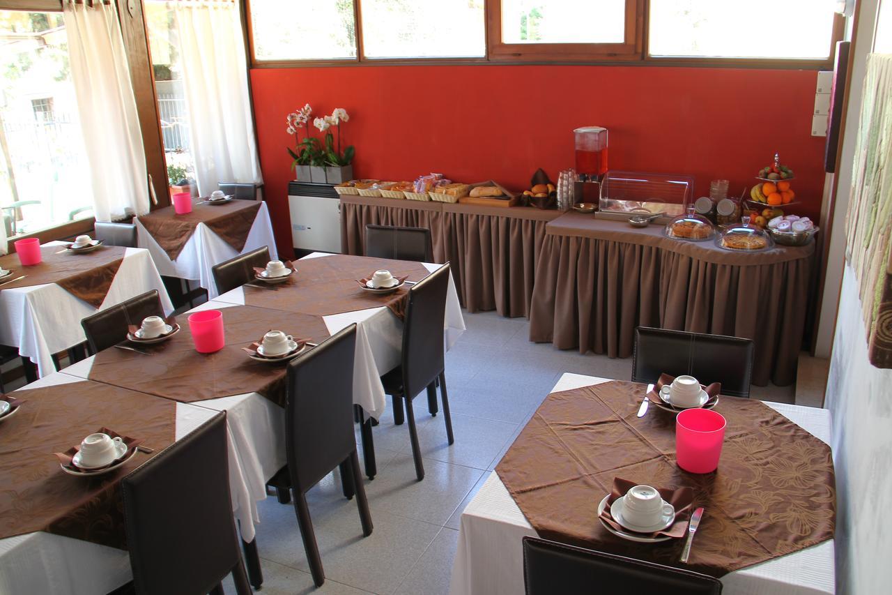 Albergo Al Pescatore Brenzone sul Garda Eksteriør billede