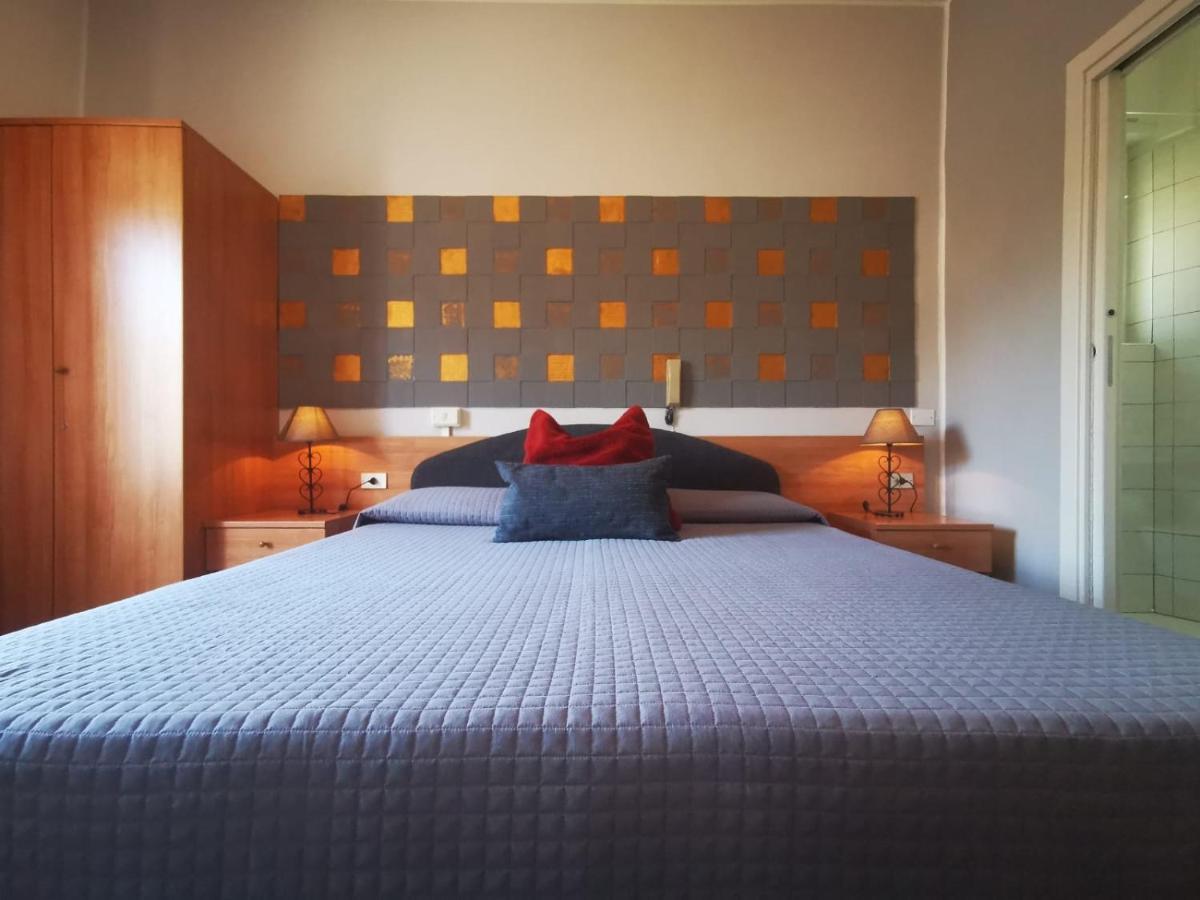 Albergo Al Pescatore Brenzone sul Garda Eksteriør billede